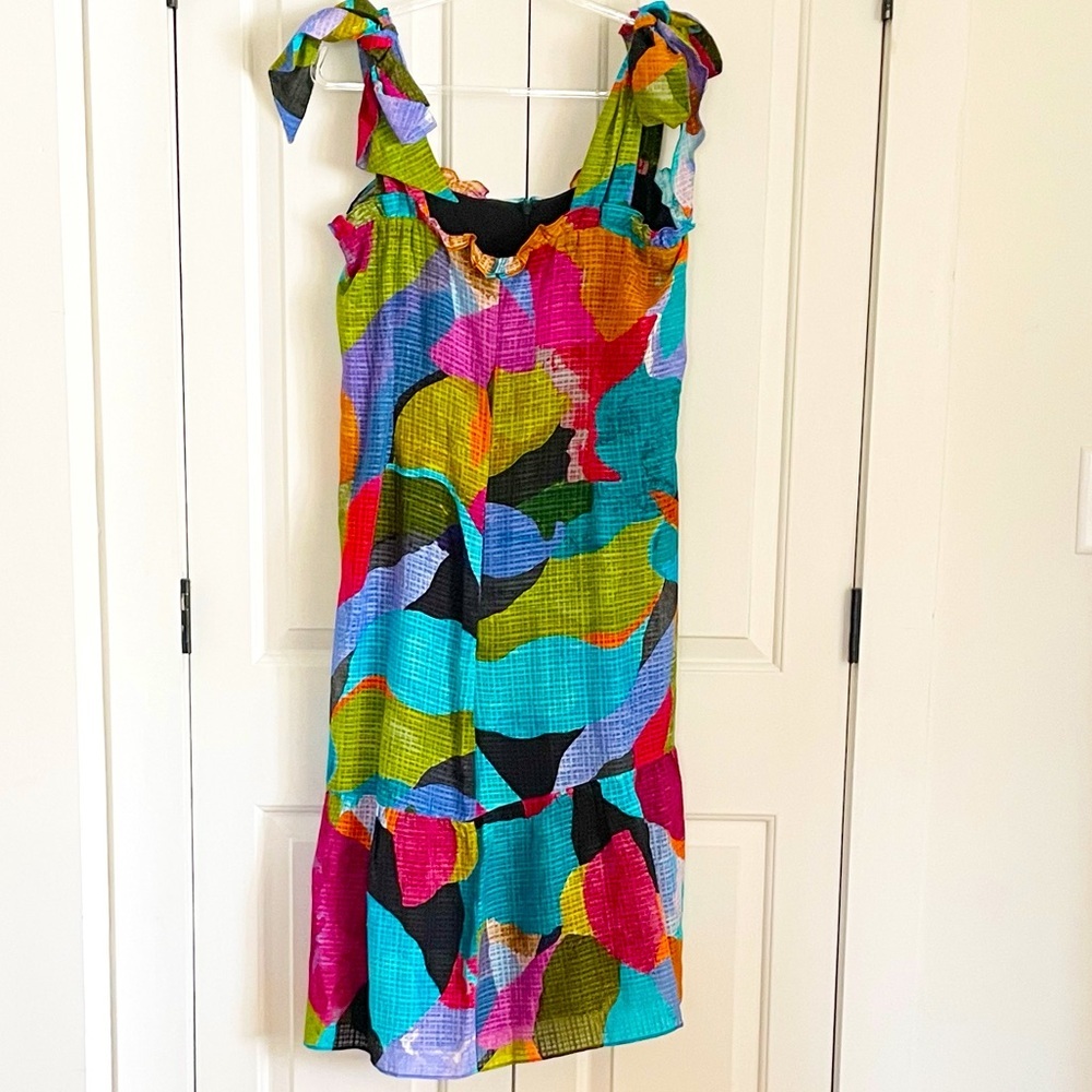 Marie Oliver Maya Printed Seersucker Midi Dress in Jewel - Picture 2 of 13